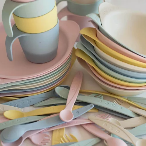  Familym Bioműanyag baba étkészlet szett 12 hónapos kortól tengerkék