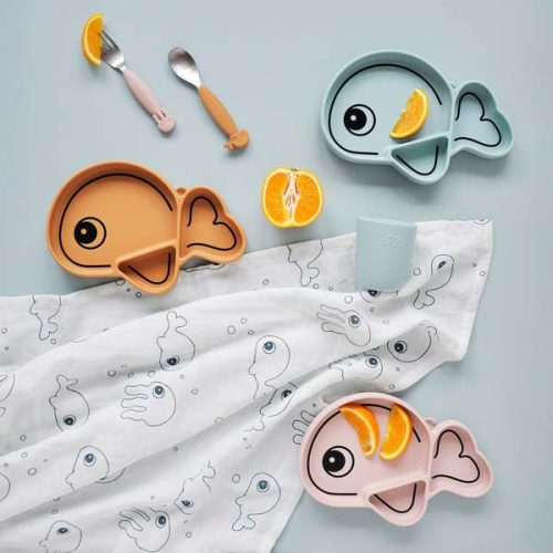 Done by Deer szilikon tapadós snack tányér, Wally, kék baba szilikon tányér tapadókorongos lapos