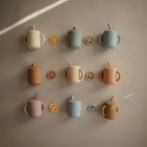 Szilikon itatópohár (Világos türkiz) Mushie baba pohár