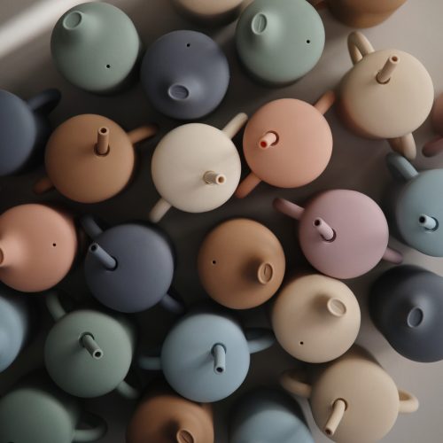 Szilikon itatópohár (Púderrózsaszín) Mushie baba pohár