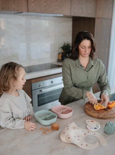 Mushie Uzsonnás doboz (Delfin) Mushie