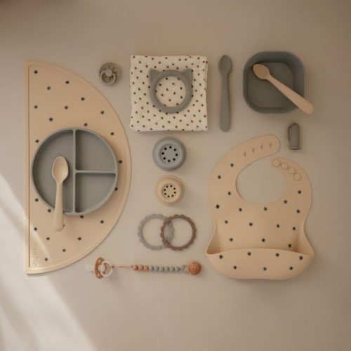 Előke (Fekete virág) Mushie, baba előke