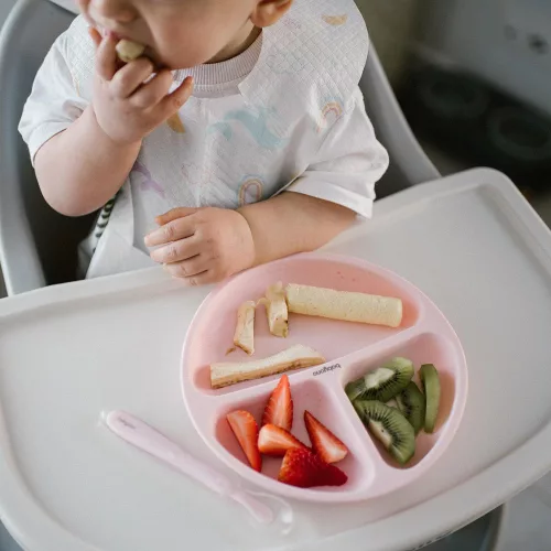 BabyOno tányér szilikon tapadó aljú háromrekeszes rózsaszín 1482/02 baba lapos osztott tányér