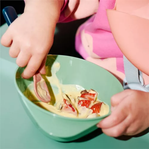 Tommee Tippee etetőtálka Feeding bowls tetővel és kanállal (baba/gyermek tányér)