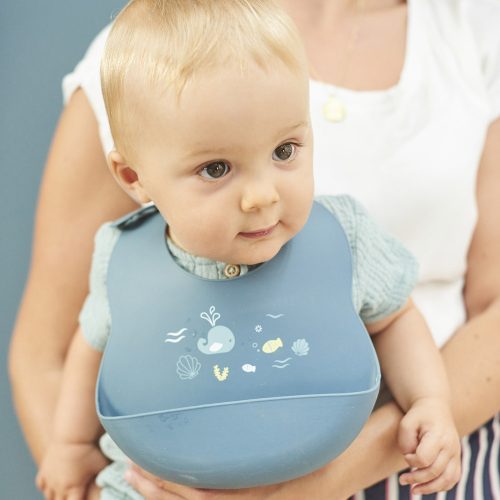 Nattou előke szilikon printed infinity blue, baba előke