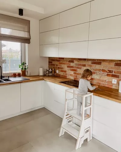 MecanWood fehér konyhai gyerek fellépő, tanulótorony Mini fellépővel állítható magasságú PRÉMIUM-montessori torony